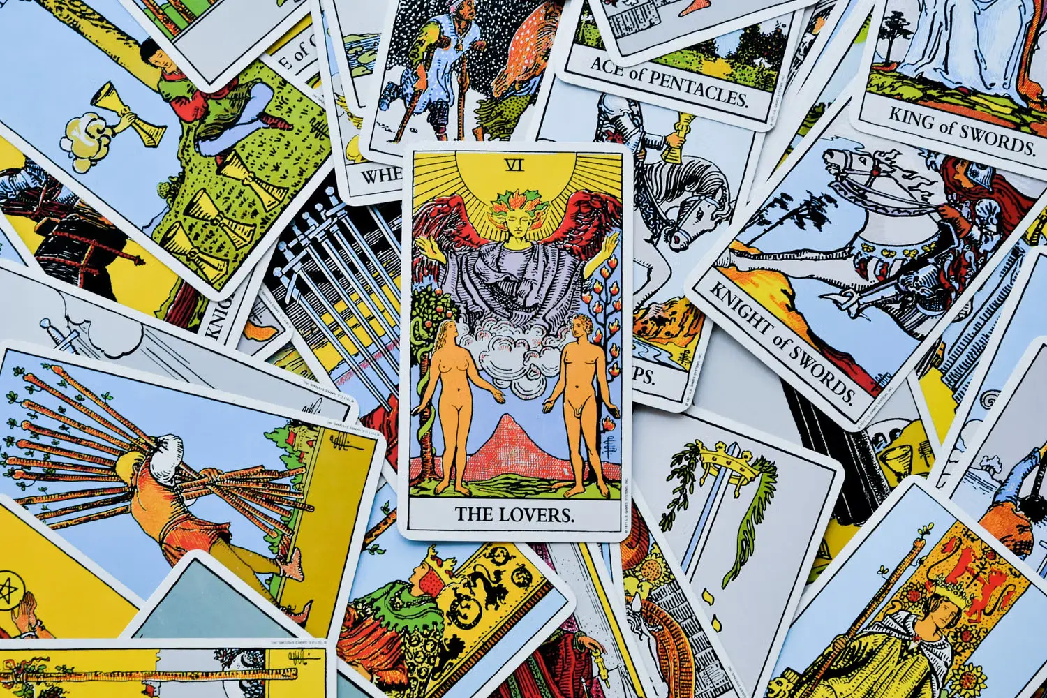Best Tarot Deck for Beginners in 2026